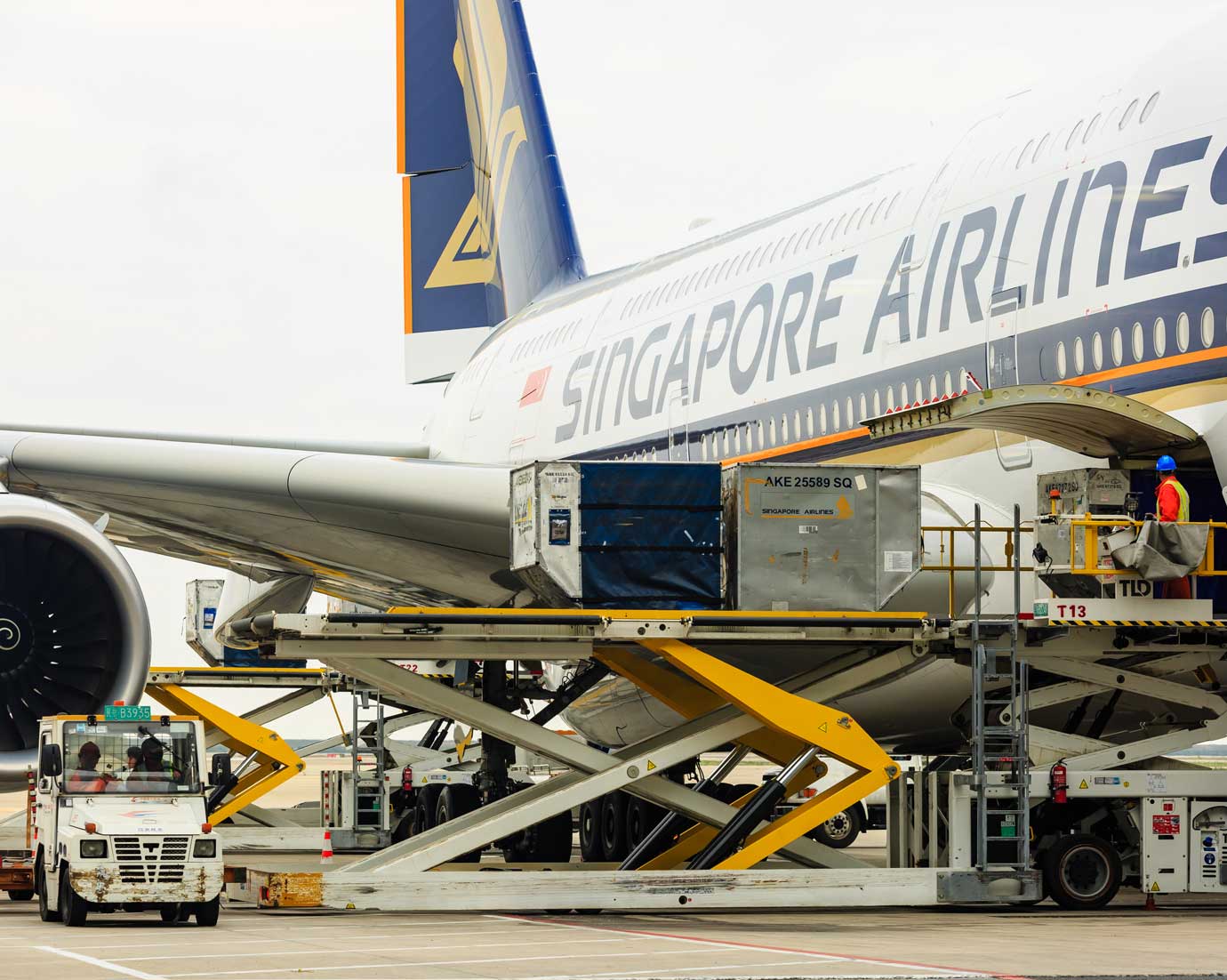 Heathrow Air Freight Ground Handlers Strike Metro 8316